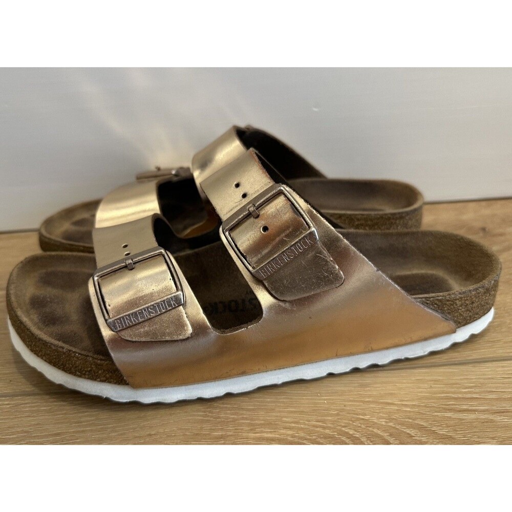 Women’s Birkenstock Arizona Two Strap Sandals Rose Gold Size 40